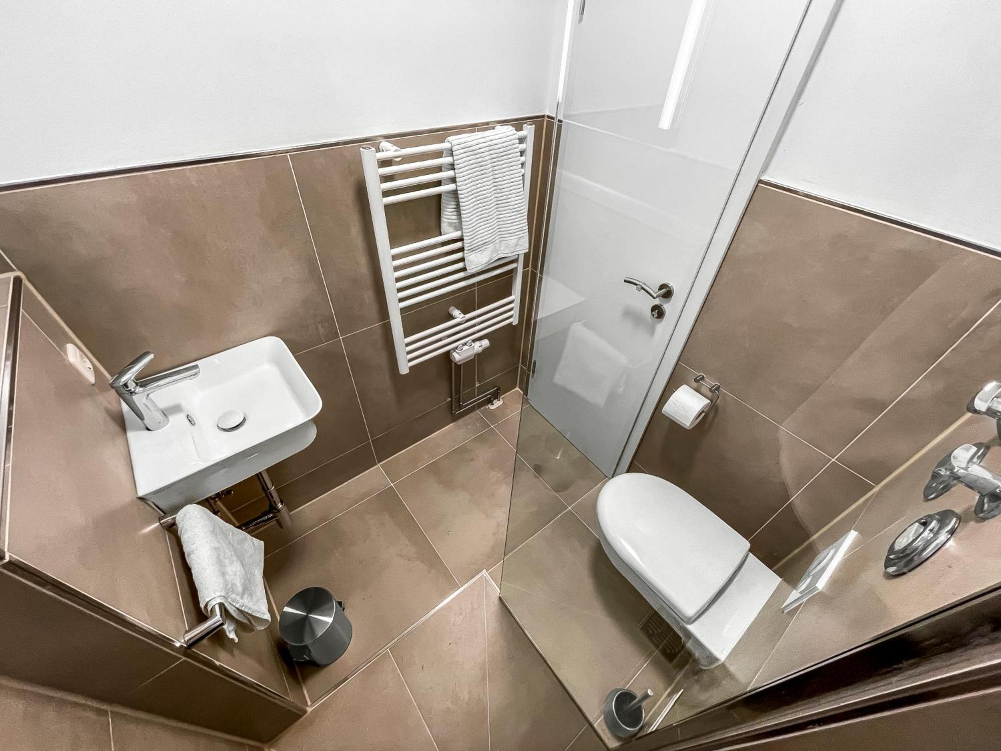 Moderne Studio Apartments In Nuernberg Экстерьер фото